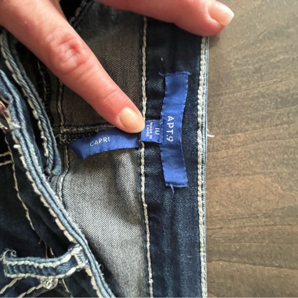 APT 9 Embellished Capris Size 10 - Picture 6 of 10